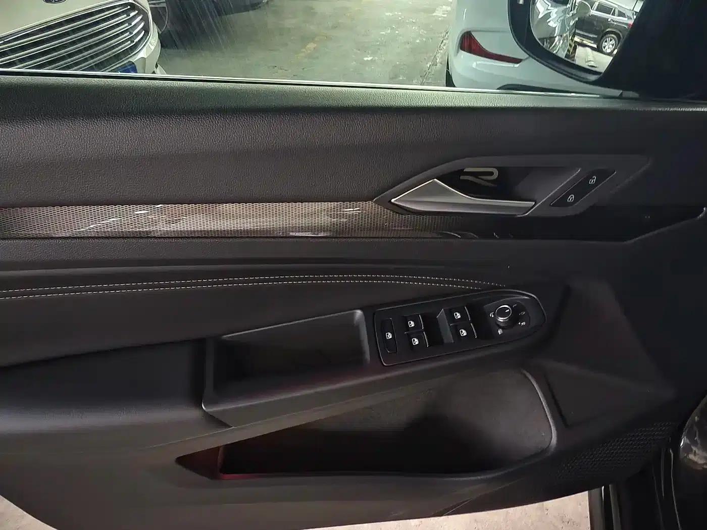2021 Golf 280TSI DSG R-Line — миниатюра 8