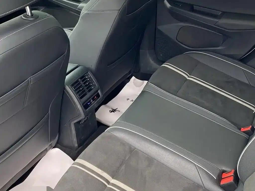 2023 Golf 280TSI DSG R-Line — миниатюра 6