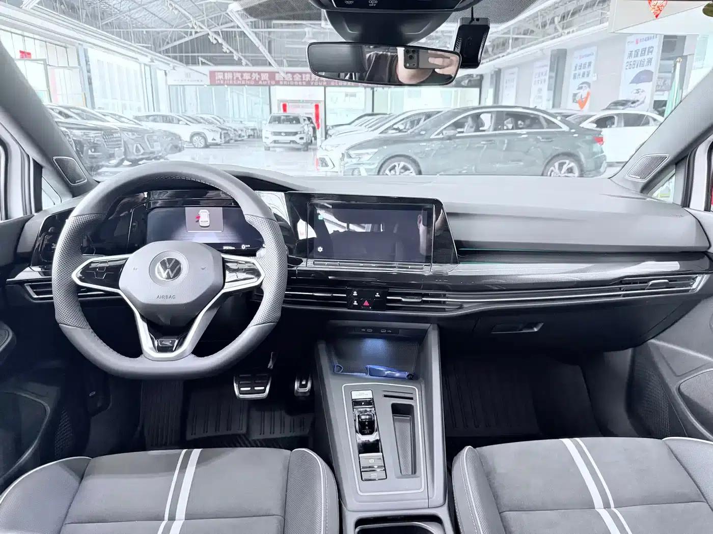 2021 Golf 280TSI DSG R-Line — миниатюра 5
