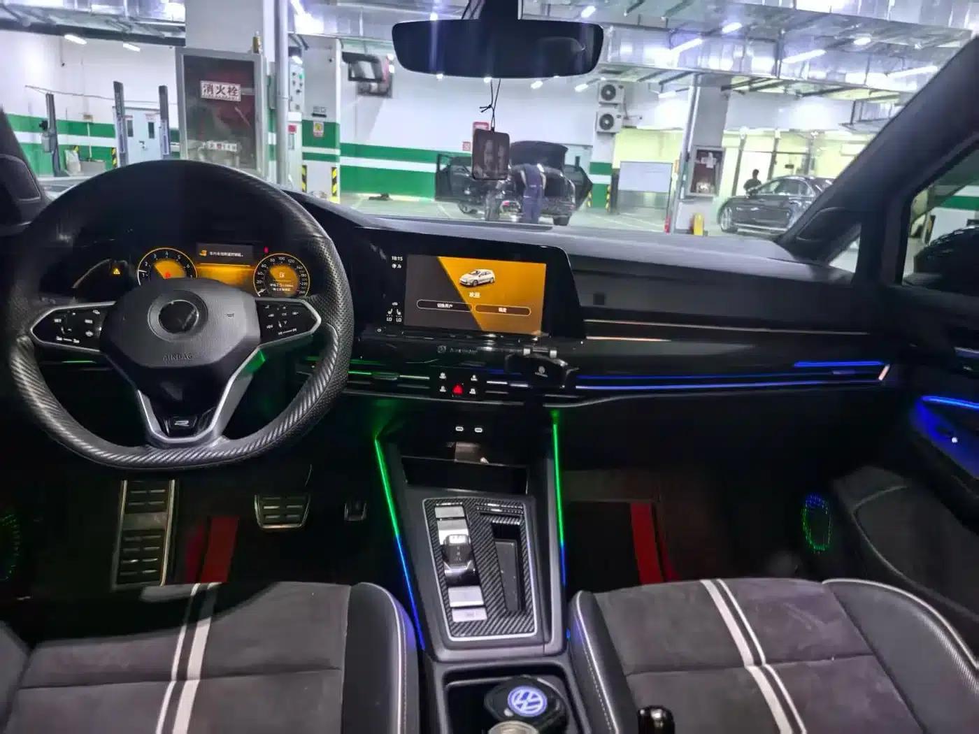 2023 Golf 280TSI DSG R-Line Lite — миниатюра 8