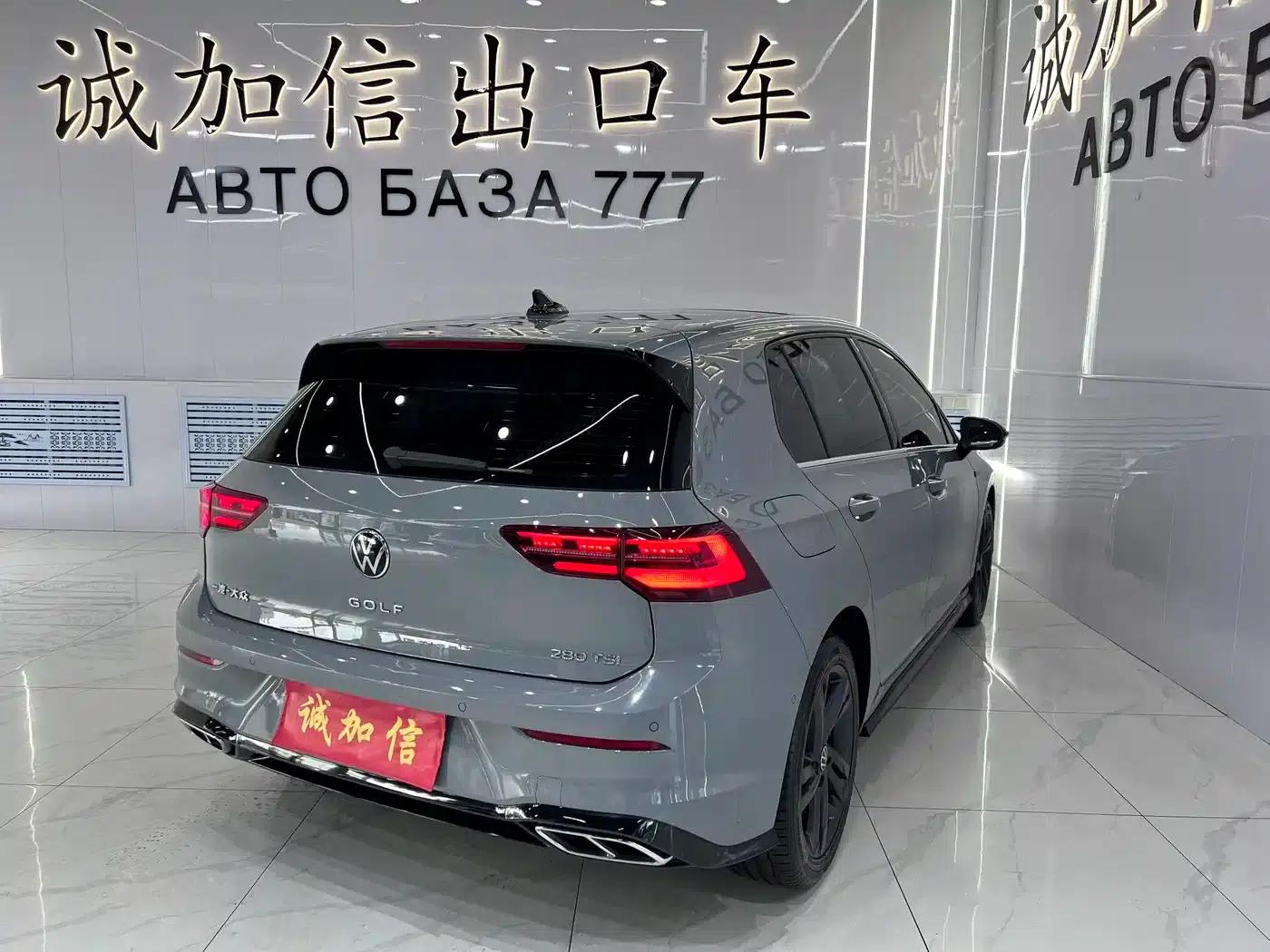 2023 Golf 280TSI DSG R-Line Lite — миниатюра 6