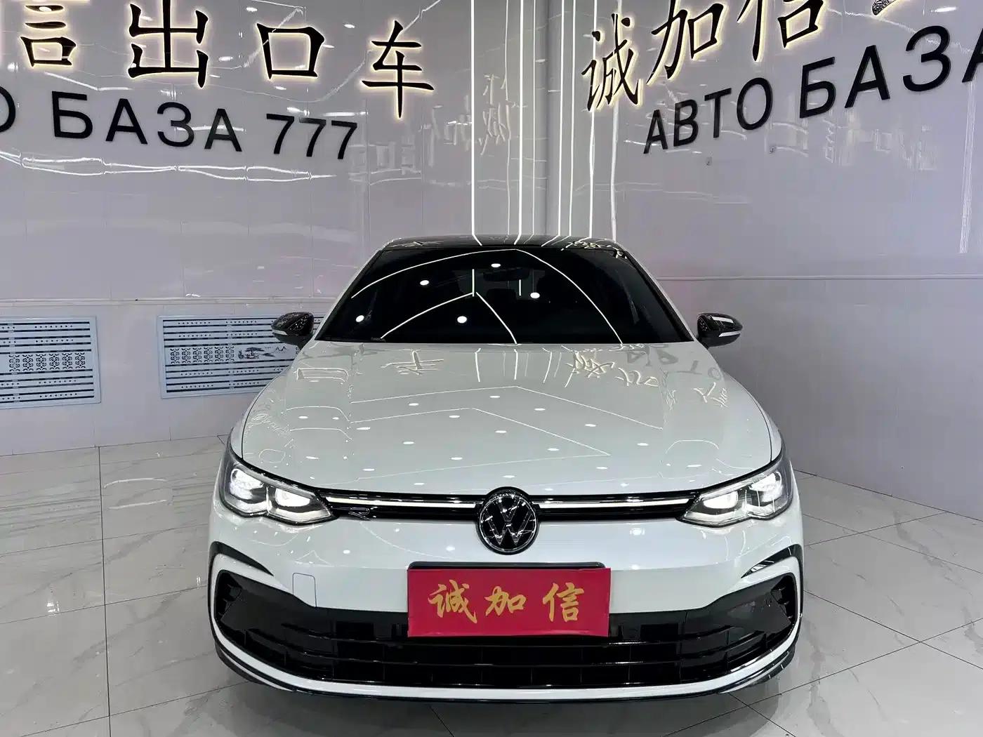 2023 Golf 280TSI DSG R-Line Lite — миниатюра 2