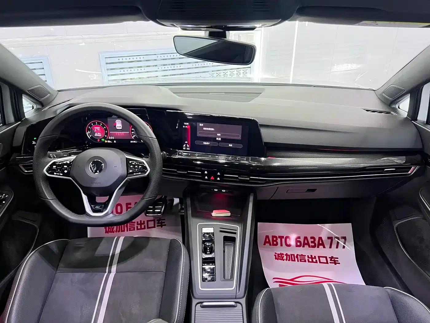 2023 Golf 280TSI DSG R-Line Lite — миниатюра 12