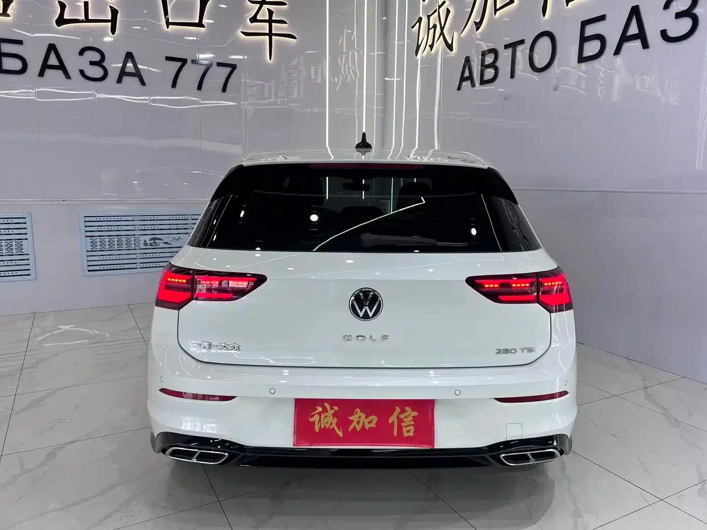 2023 Golf 280TSI DSG R-Line Lite — миниатюра 5