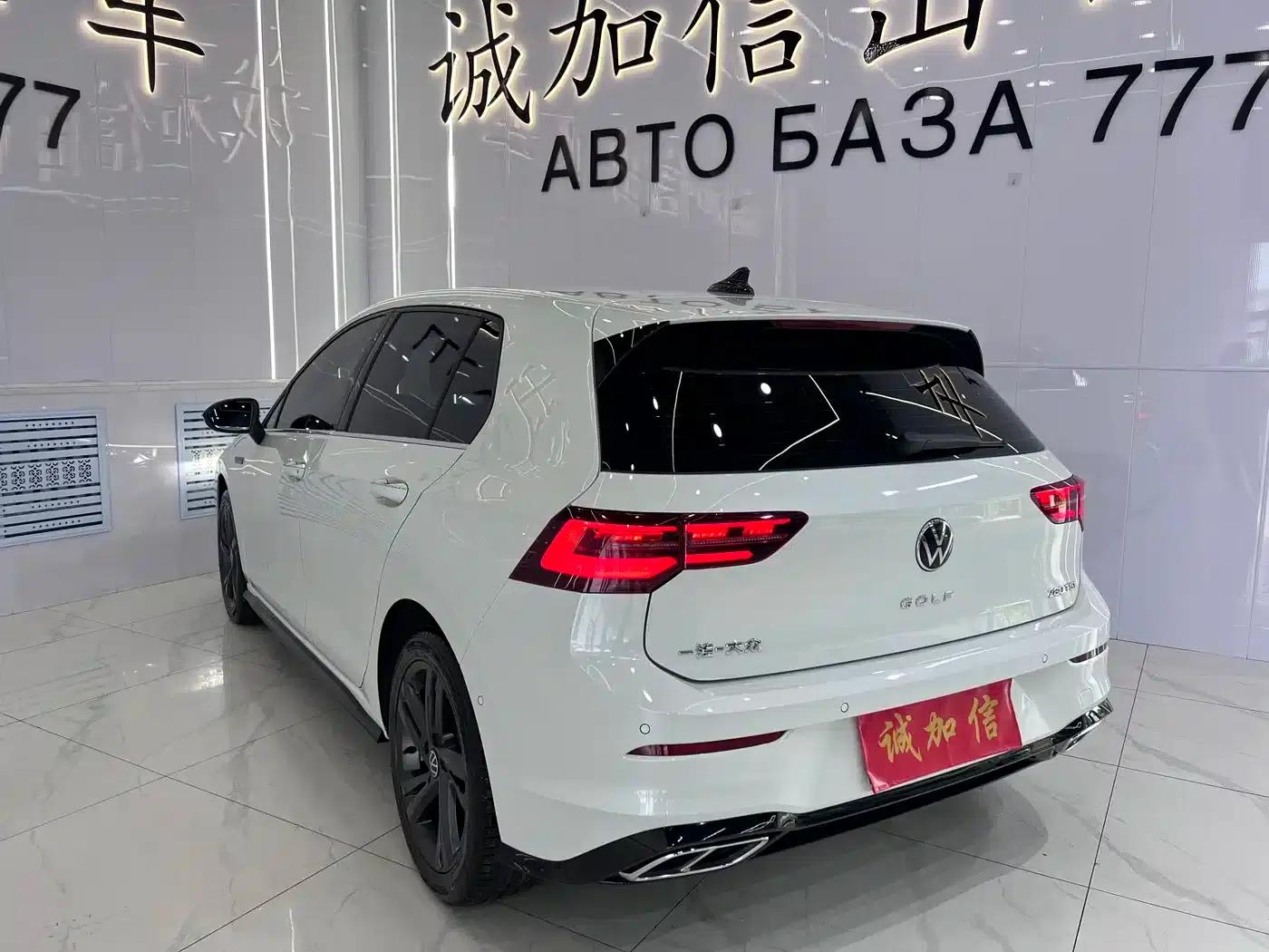 2023 Golf 280TSI DSG R-Line Lite — миниатюра 6