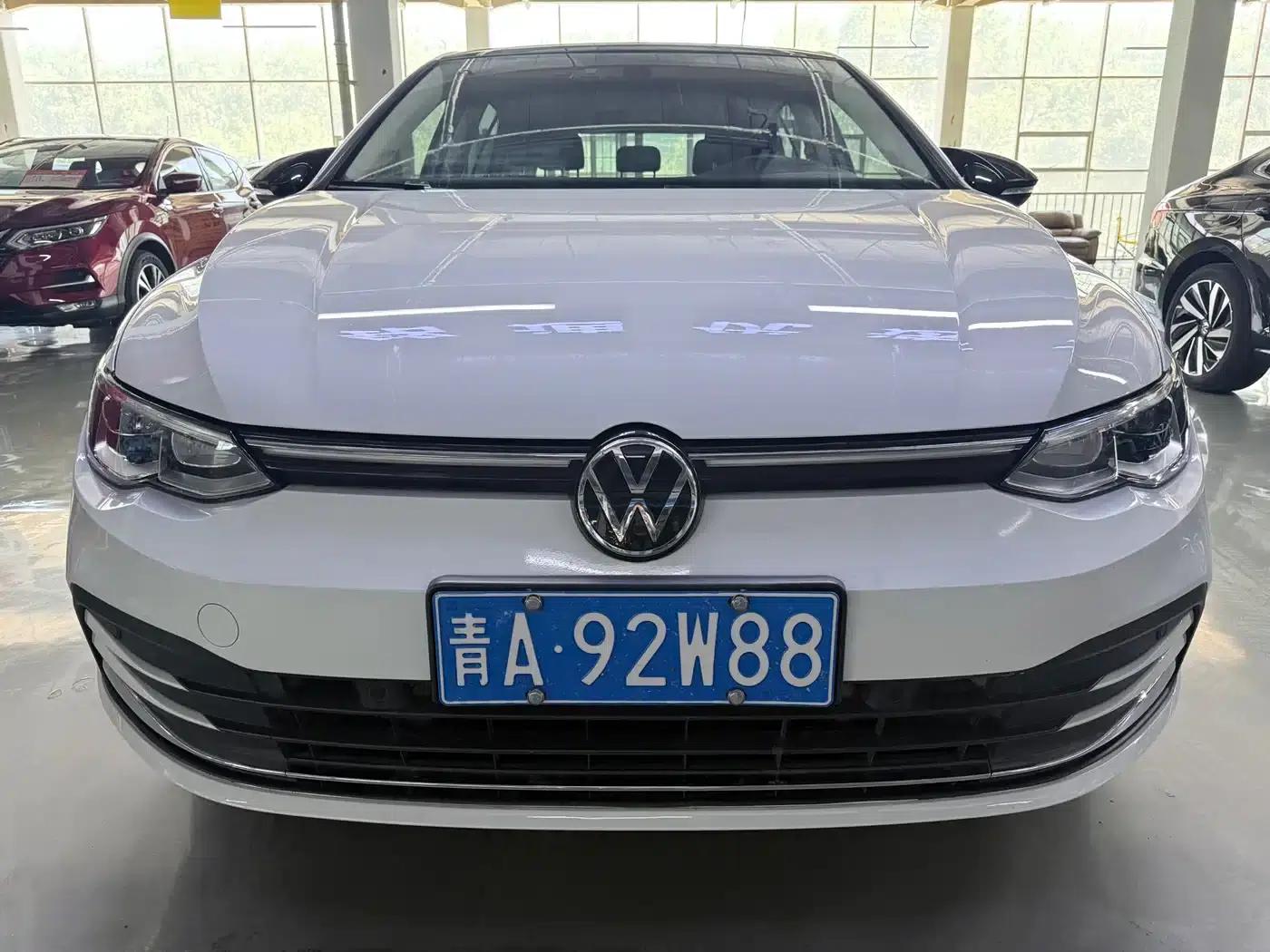 2023 Golf 200TSI DSG Pro — миниатюра 2