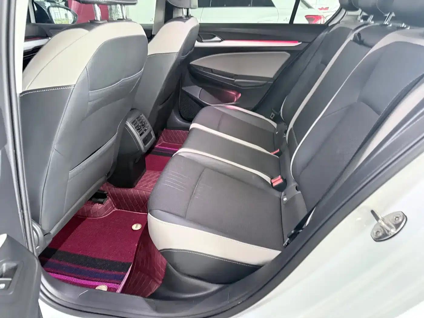 2023 Golf 200TSI DSG Pro — миниатюра 11