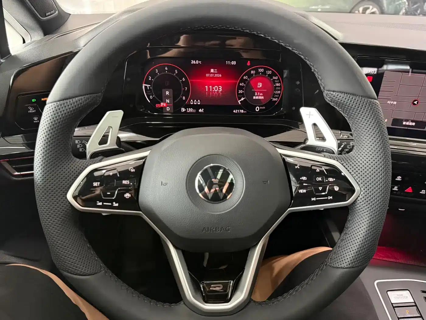 2023 Golf 280TSI DSG R-Line — миниатюра 12