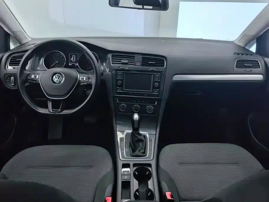2018 Golf 230TSI Automatic Comfort — миниатюра 12