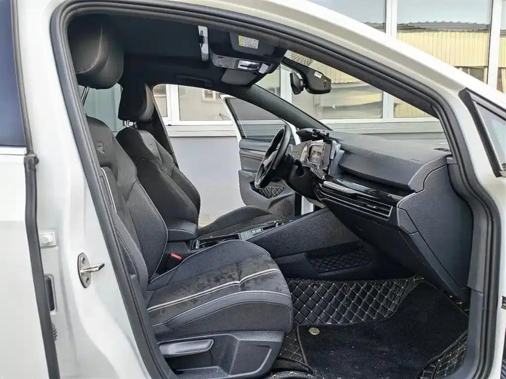 2021 Golf 280TSI DSG R-Line — миниатюра 6