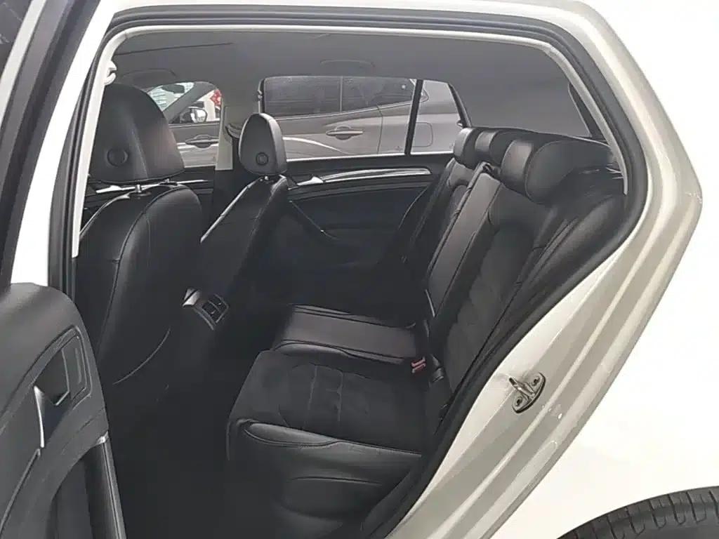 2018 Golf 230TSI Automatic Luxury — миниатюра 17