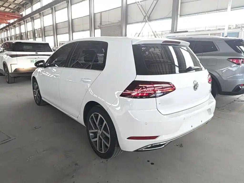 2018 Golf 230TSI Automatic Luxury — миниатюра 5