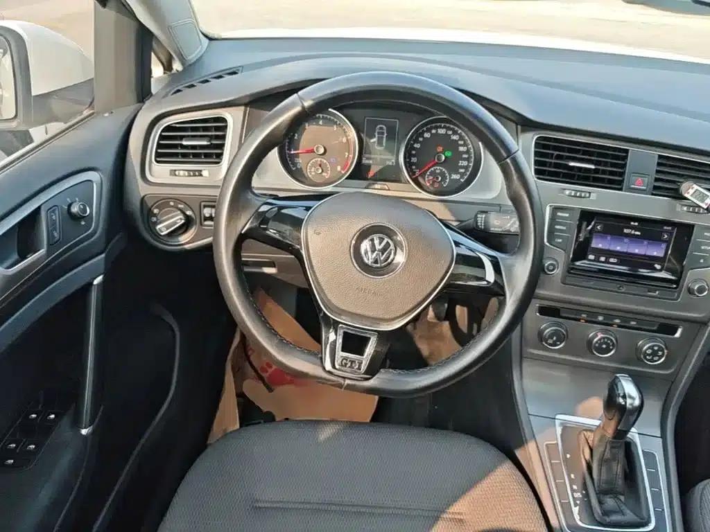 2016 Golf 230TSI Automatic Comfort — миниатюра 11
