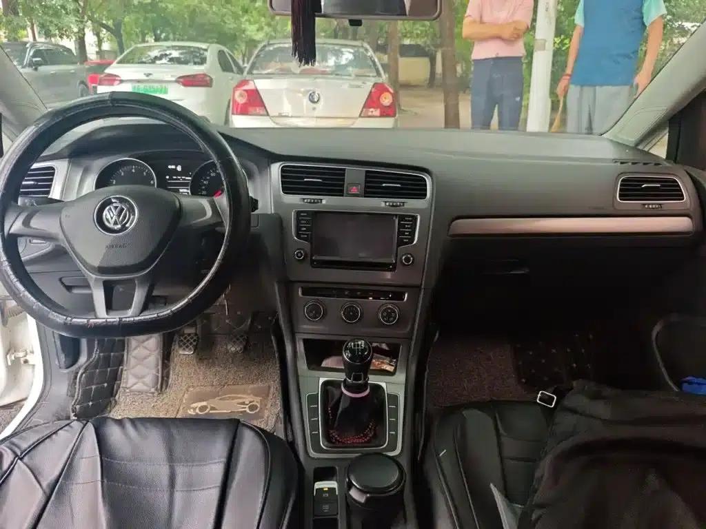 2014 Golf 1.6L Manual Fashion Edition — миниатюра 6