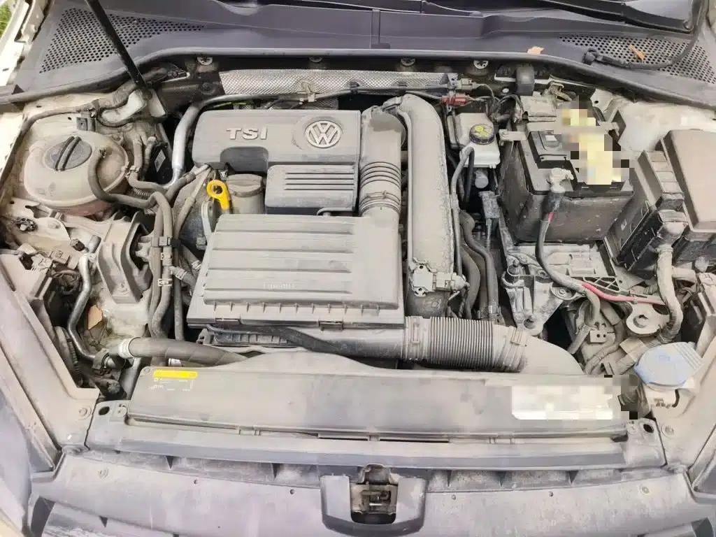 2017 Golf 280TSI Automatic R-Line Millionth Unit Edition — миниатюра 11