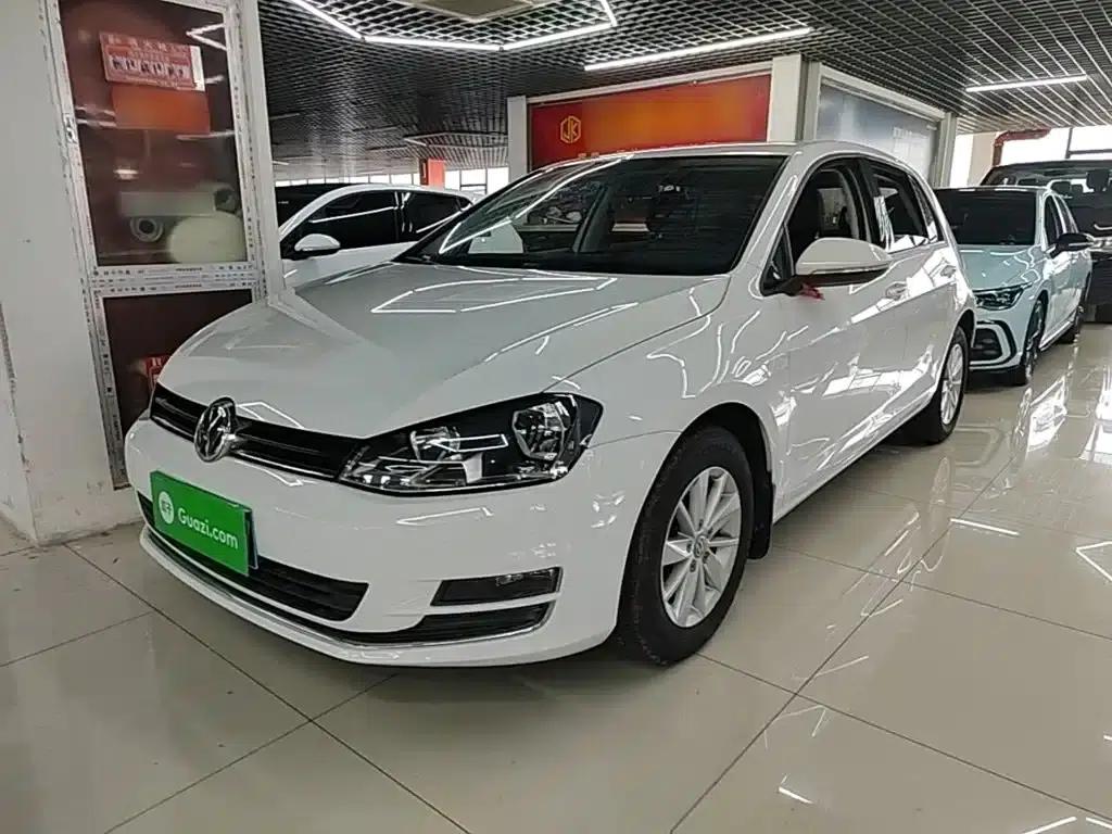 2014 Golf 1.6L Automatic Fashion Edition — миниатюра 1