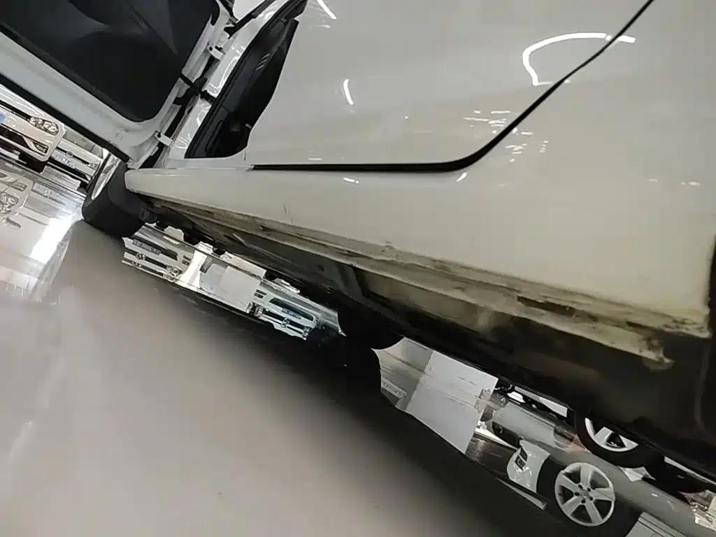 2014 Golf 1.6L Automatic Fashion Edition — миниатюра 22