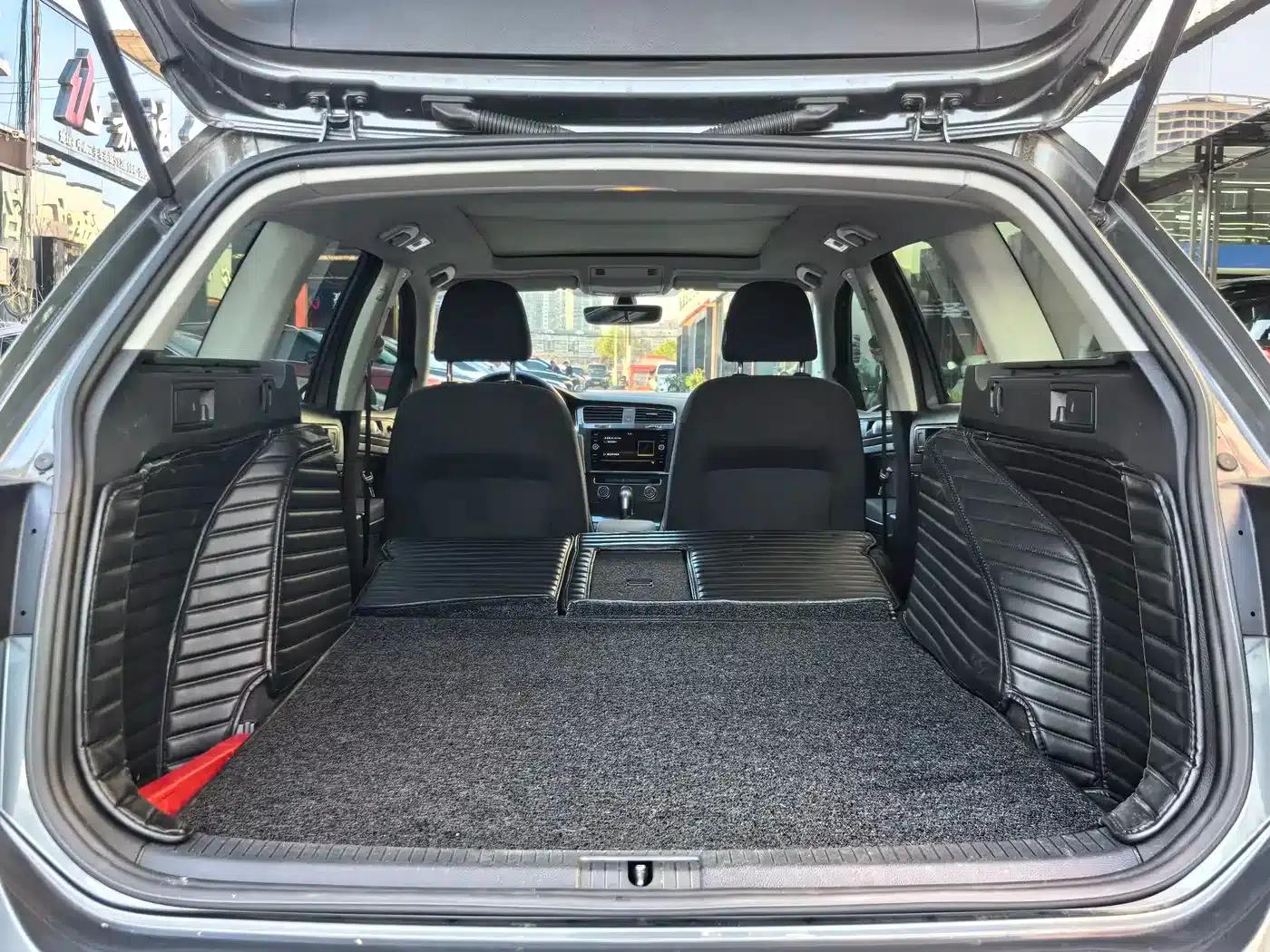 2019 Golf 1.8TSI Touring (Imported) — миниатюра 5