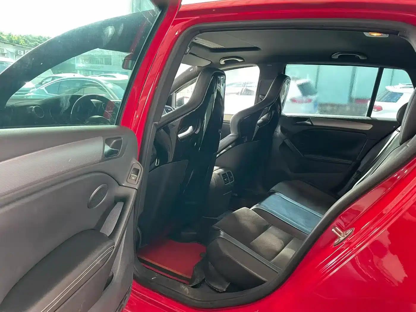 2011 Golf (Imported) 2.0TSI R — миниатюра 8