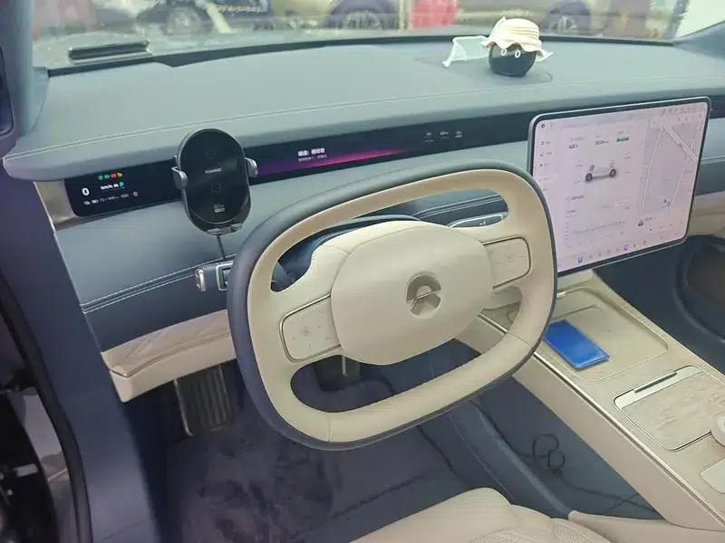 NIO ET9 2025 Model 102kWh First Edition Limited Edition — миниатюра 11