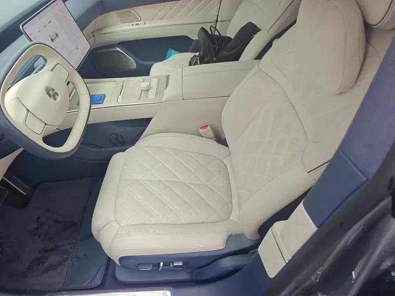 NIO ET9 2025 Model 102kWh First Edition Limited Edition — миниатюра 7