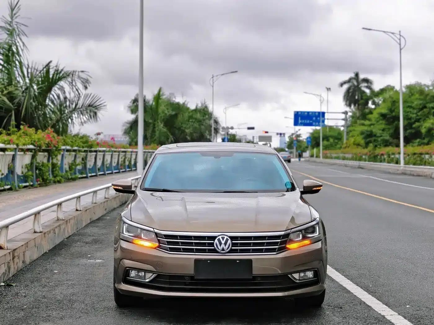 2017 Passat 330TSI DSG Premium Edition — миниатюра 2