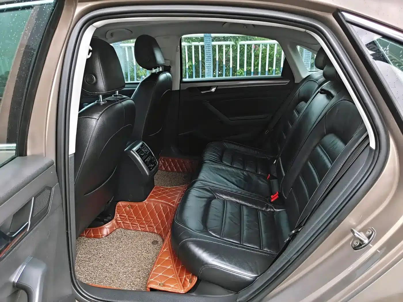2017 Passat 330TSI DSG Premium Edition — миниатюра 13