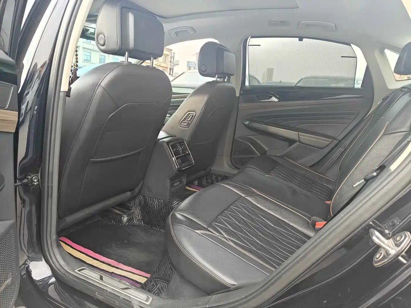 2019 Volkswagen Passat 380TSI Luxury Edition (China VI Emission Standard) — миниатюра 6