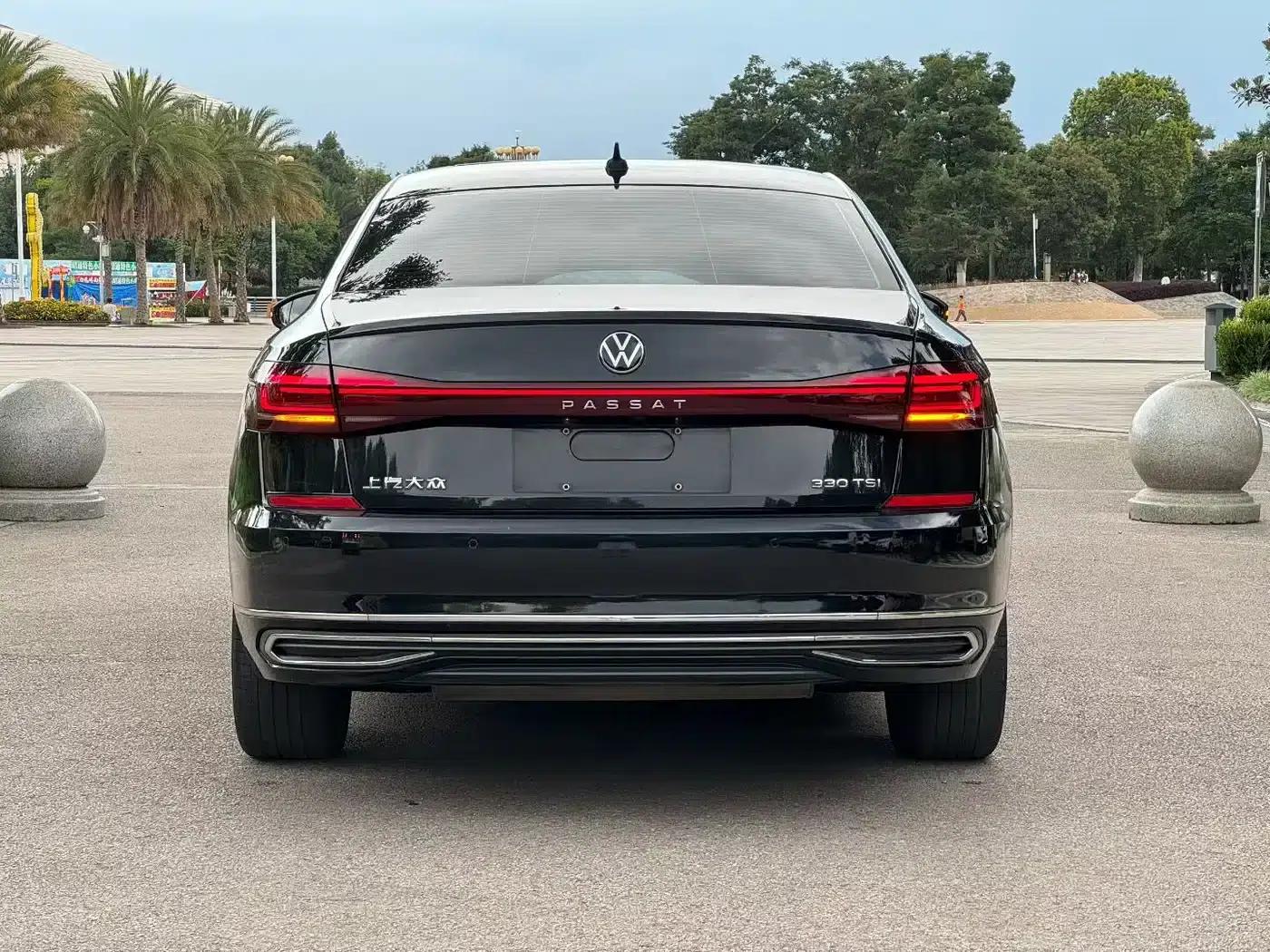 2022 Volkswagen Passat 330TSI Starry Sky Luxury Edition — миниатюра 5