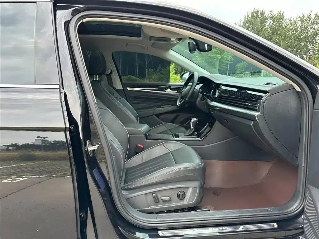 2023 Passat Facelift 330TSI Elite Edition — миниатюра 15