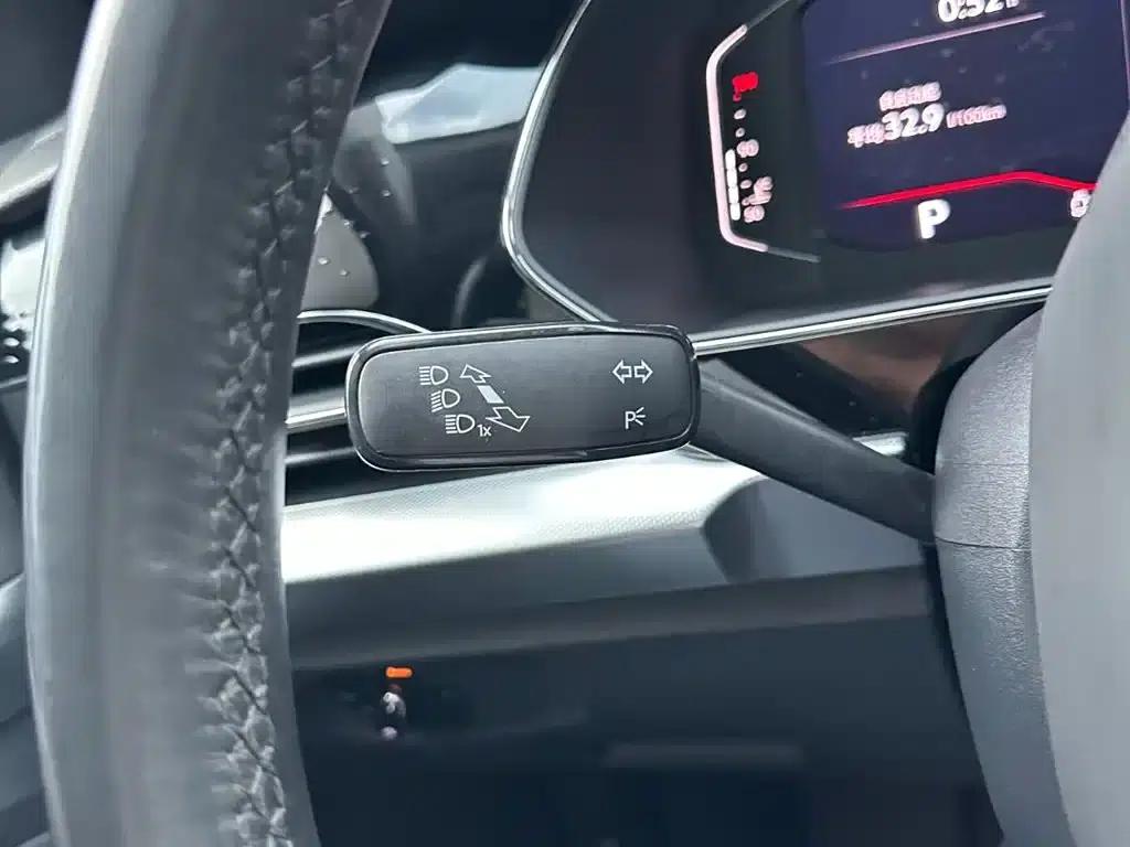 2023 Passat Facelift 330TSI Elite Edition — миниатюра 23