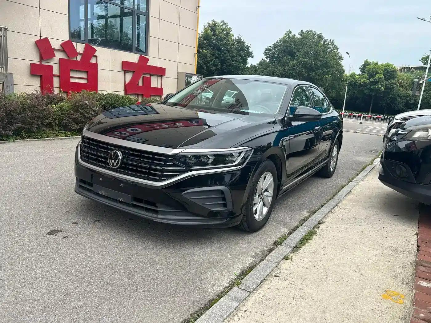 2024 Passat 280TSI Business Edition — миниатюра 1