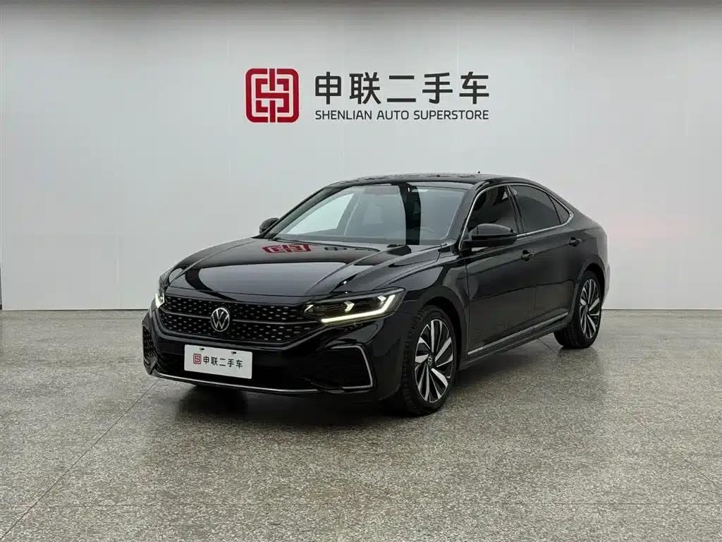 2022 Volkswagen Passat 330TSI Starry Sky Elite Edition — миниатюра 1