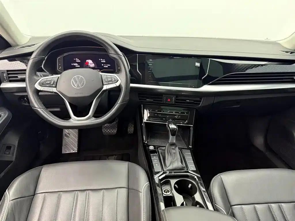 2022 Volkswagen Passat 330TSI Starry Sky Elite Edition — миниатюра 9