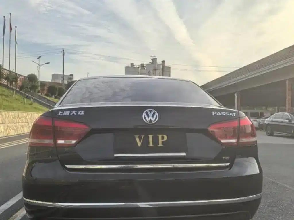 2015 Passat 1.8TSI DSG Premium Edition — миниатюра 8