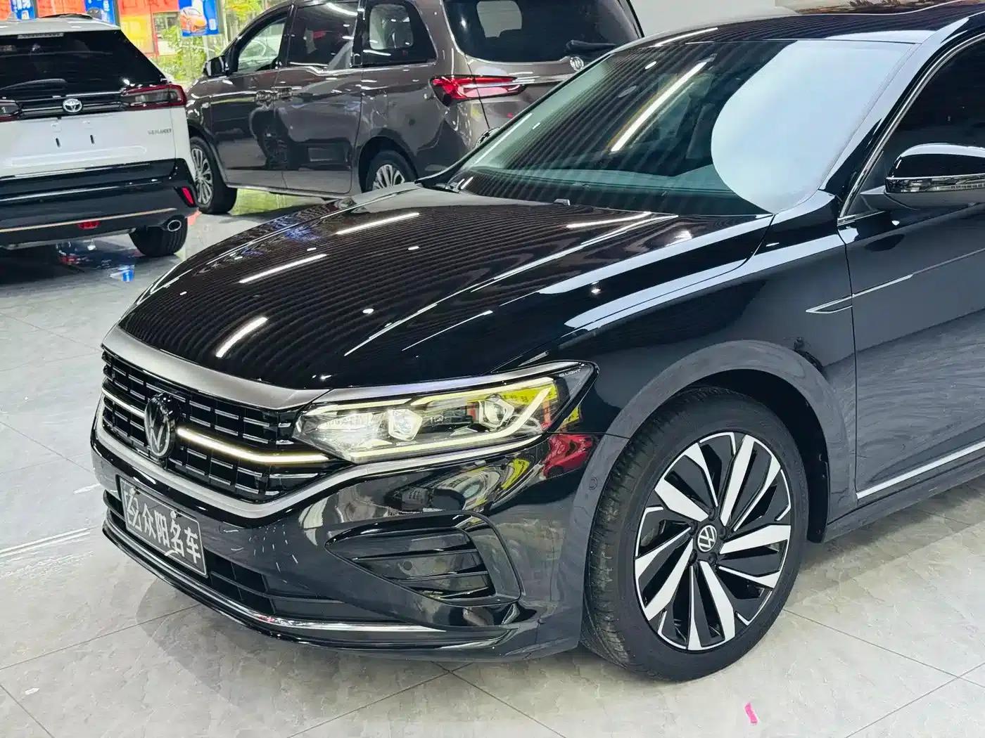 2024 Passat 380TSI Luxury Edition — миниатюра 5