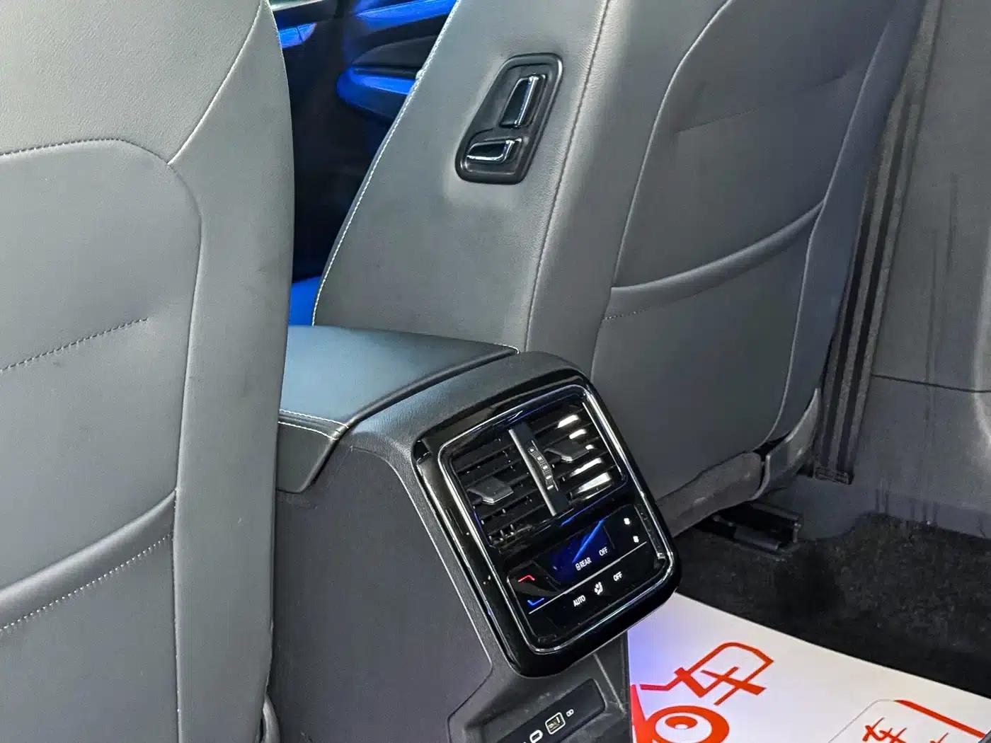 2024 Passat 330TSI Starry Sky Elite Edition — миниатюра 8