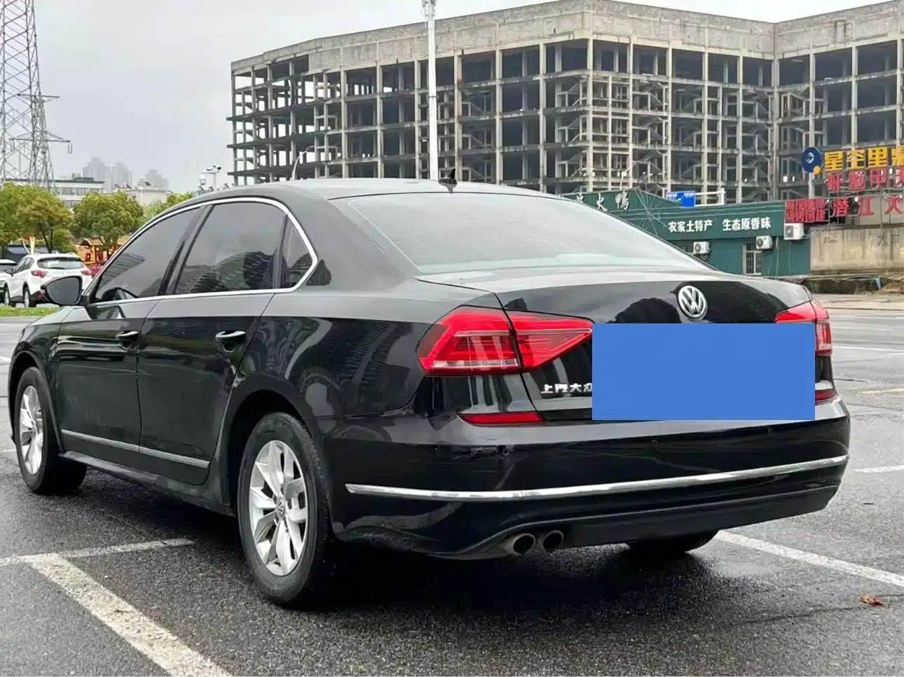 2015 Passat 1.8TSI Automatic Premium Edition — миниатюра 13