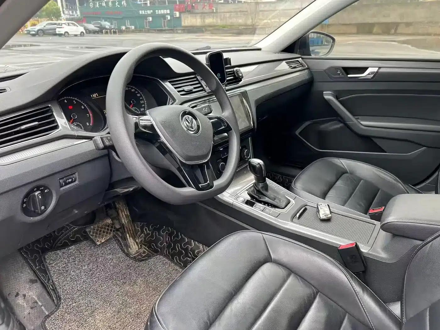 2015 Passat 1.8TSI Automatic Premium Edition — миниатюра 5