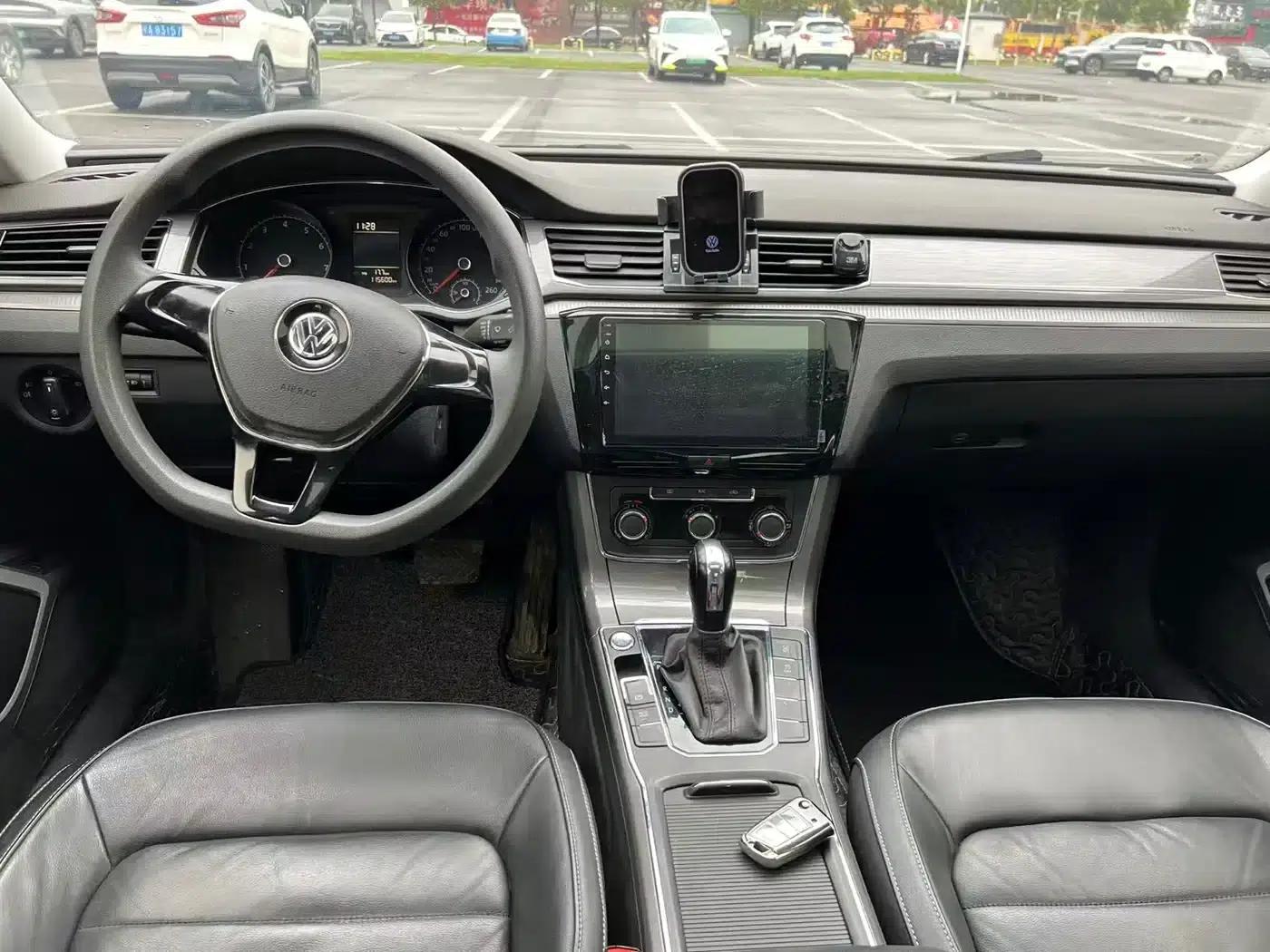 2015 Passat 1.8TSI Automatic Premium Edition — миниатюра 8