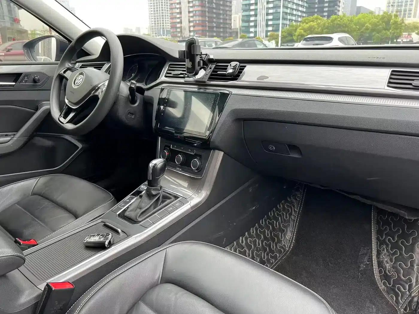 2015 Passat 1.8TSI Automatic Premium Edition — миниатюра 9
