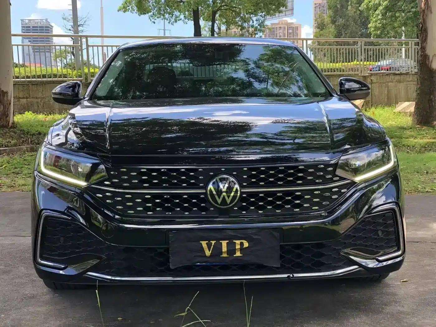 2022 Volkswagen Passat 330TSI Starry Sky Elite Edition — миниатюра 2