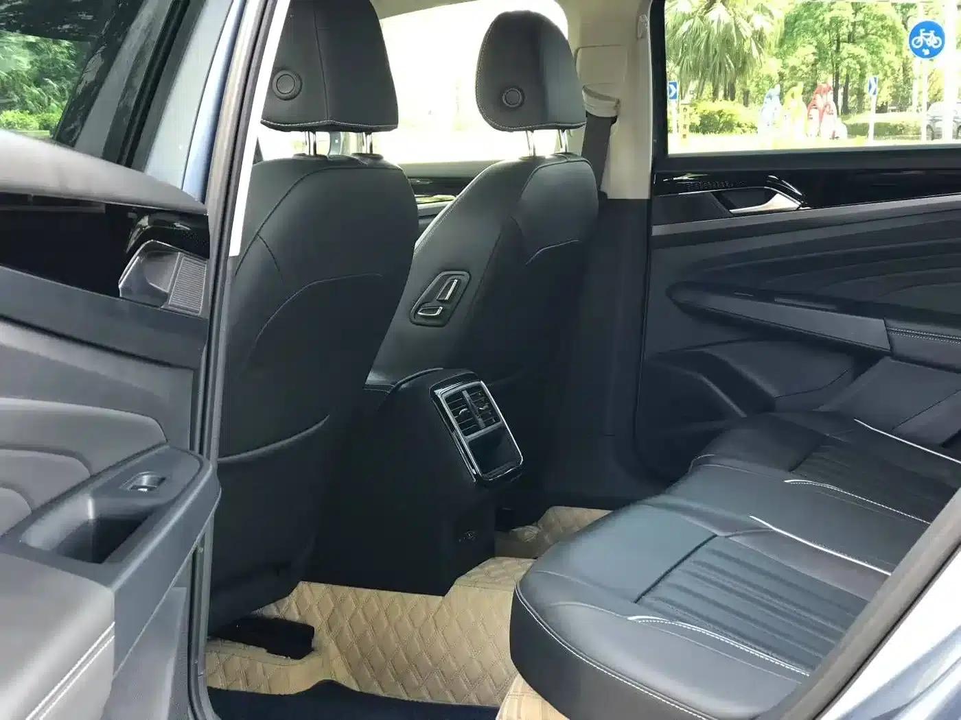 2022 Volkswagen Passat 330TSI Starry Sky Elite Edition — миниатюра 9