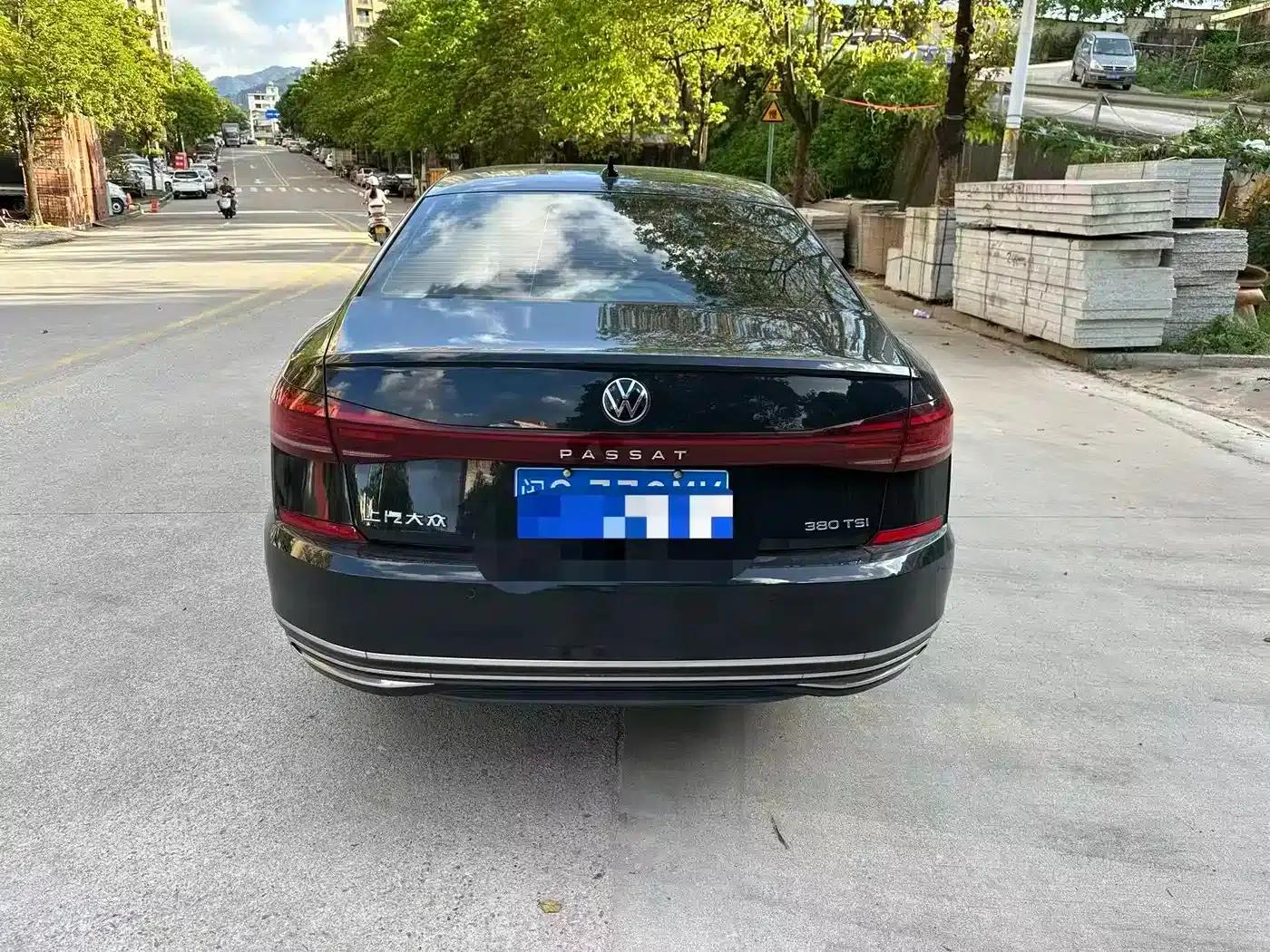 2025 Volkswagen Passat Outstanding Edition 380TSI Starry Sky Dragon Edition — миниатюра 4