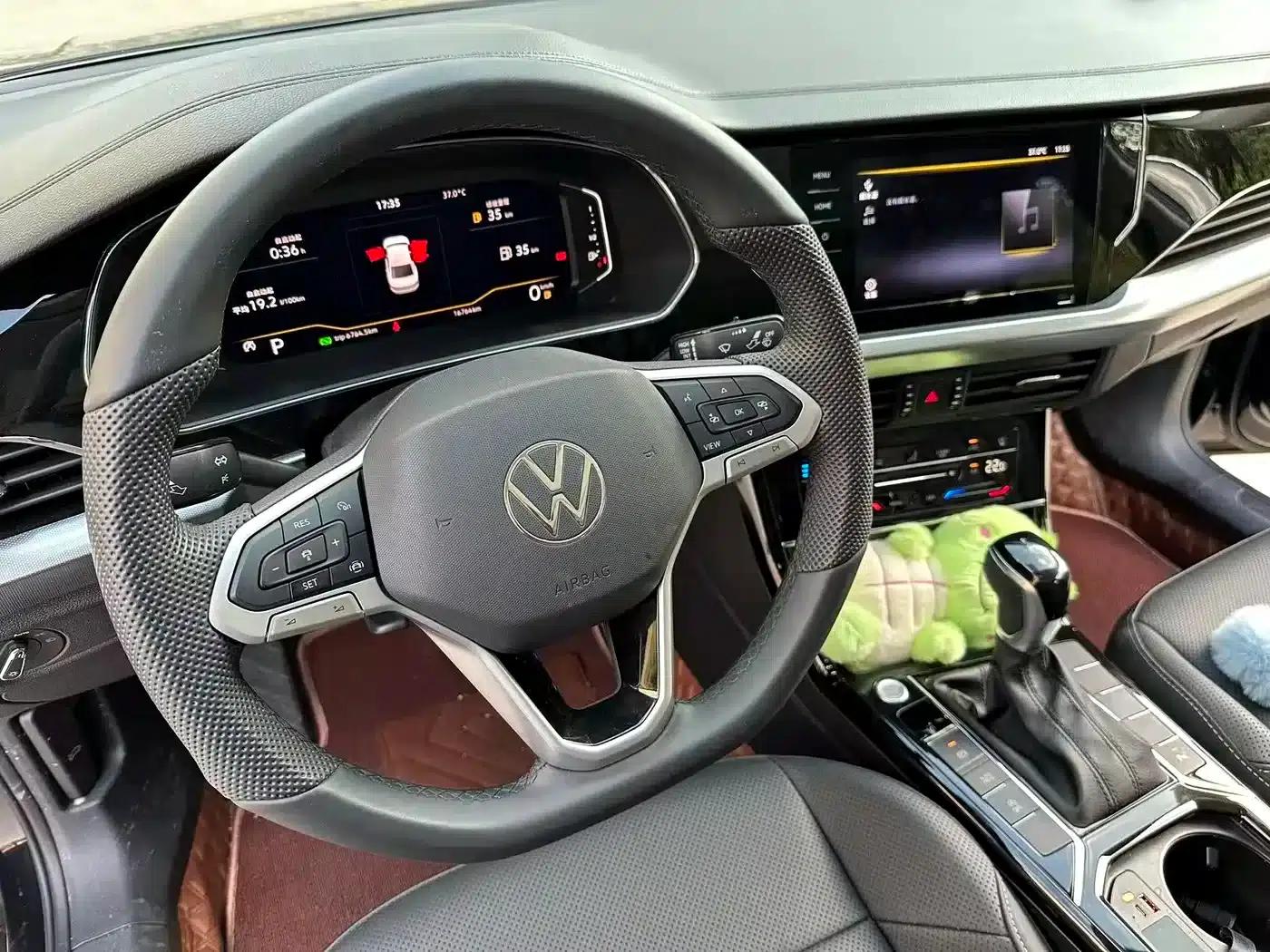 2025 Volkswagen Passat Outstanding Edition 380TSI Starry Sky Dragon Edition — миниатюра 7