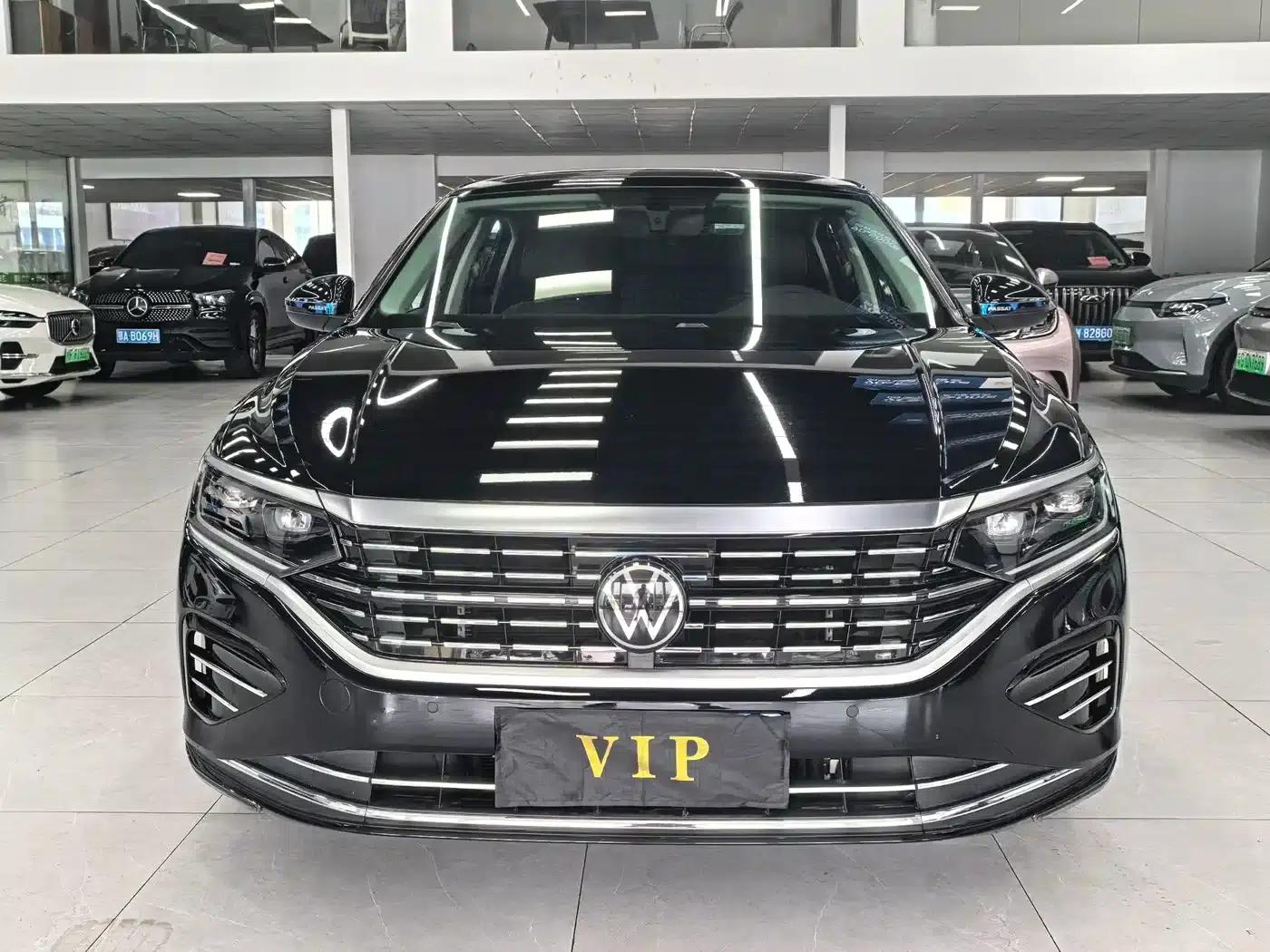 2023 Passat 280TSI Elite Edition — миниатюра 2