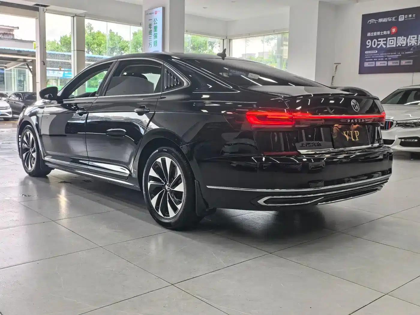 2023 Passat 280TSI Elite Edition — миниатюра 16