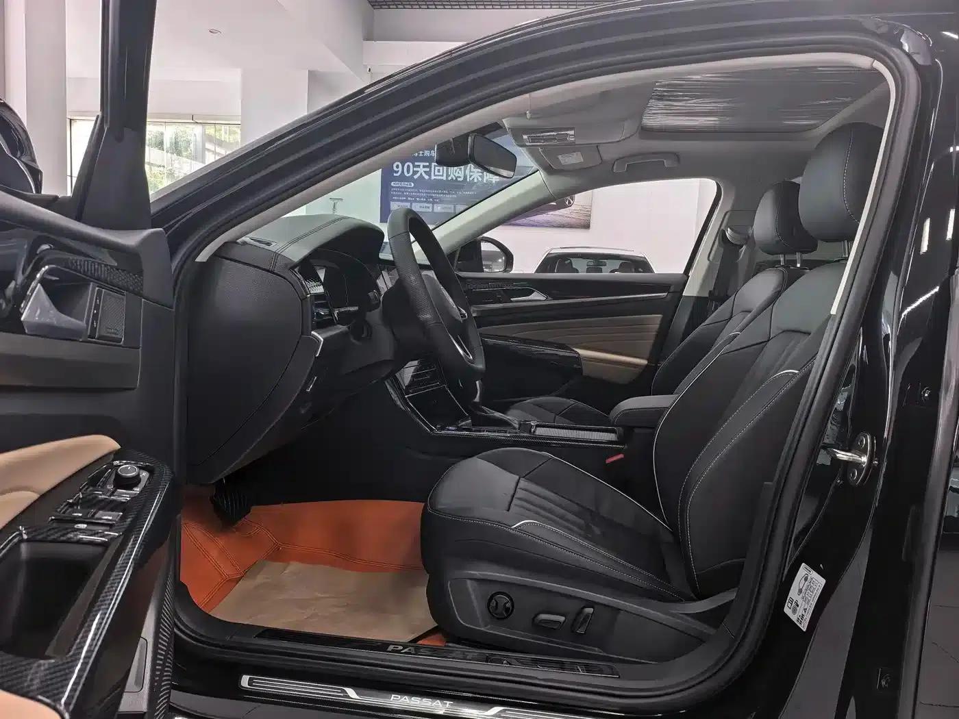 2023 Passat 280TSI Elite Edition — миниатюра 5