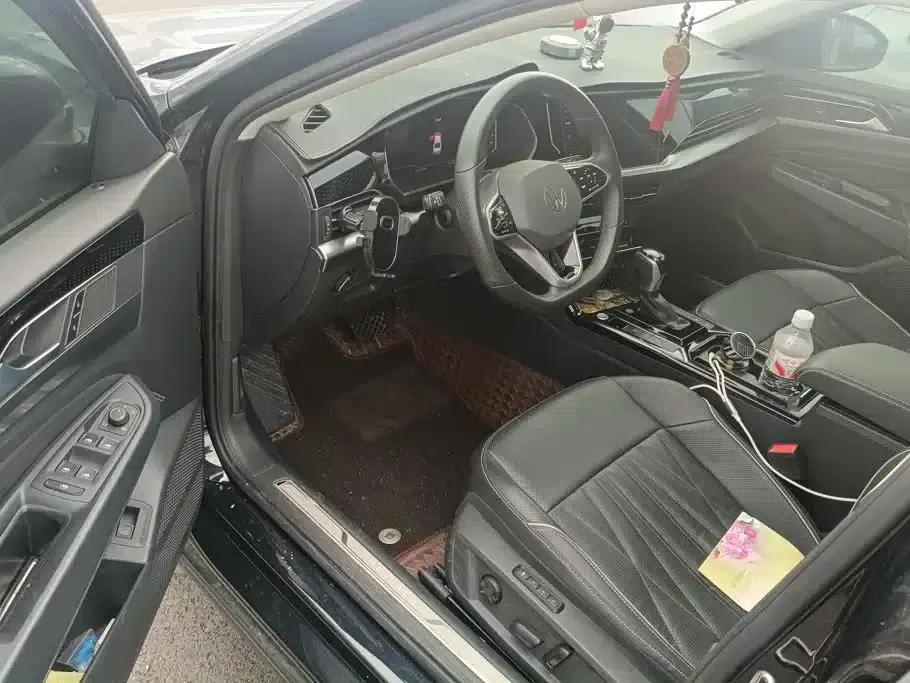 2023 Passat Facelift 330TSI Luxury Edition — миниатюра 9