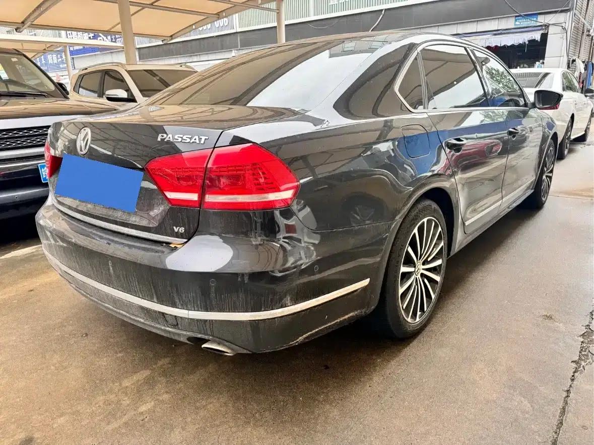 2013 Passat 3.0L V6 DSG Flagship Premium Edition — миниатюра 4